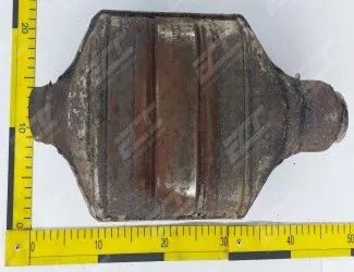 Katalyzátor C38